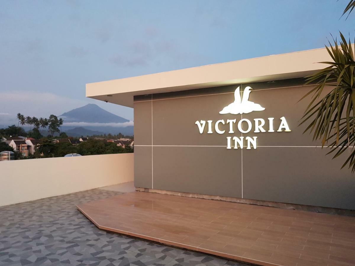 Victoria Inn Manado Bagian luar foto